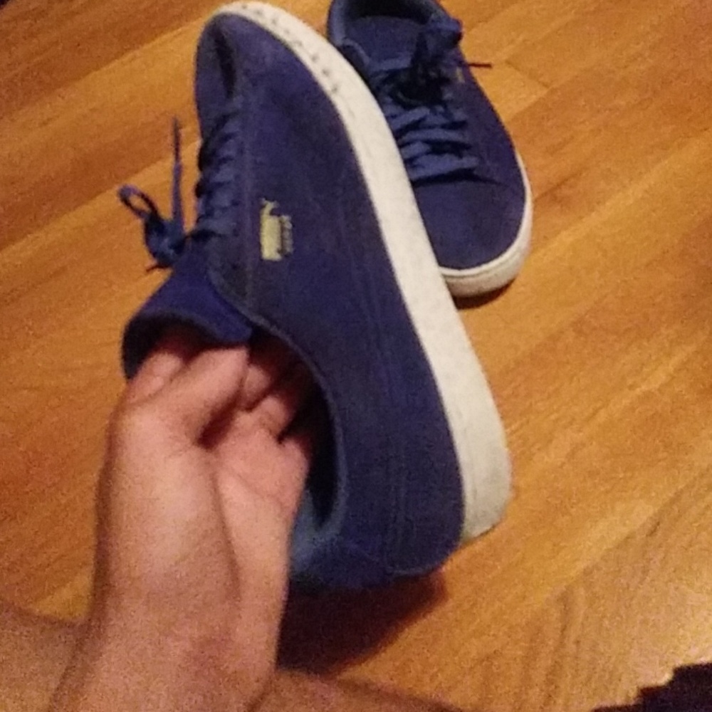 Shoes - Picture 2 of 3